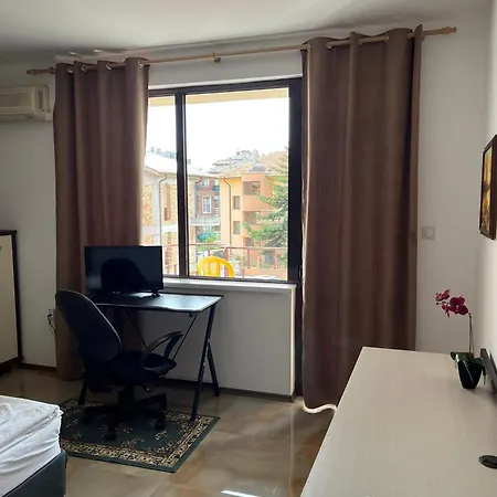 Di Landi Apartmán *